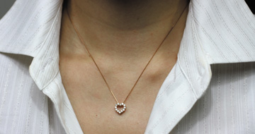 298/K18�s���N�S�[���h�l�b�N���X