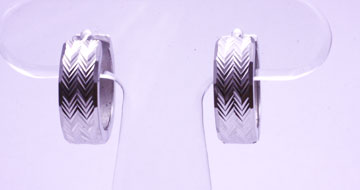 p18�^WG �_�C���s�A�X