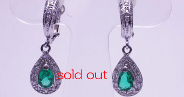 P56/WG エメラルドイヤリング