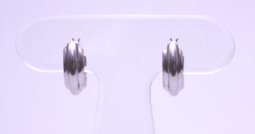 �o84�^WG �n���s�A�X