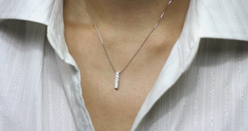 297/K18�s���N�S�[���h�l�b�N���X